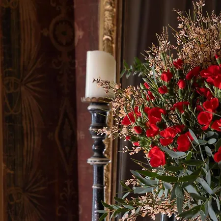 Maison Cardinal Furstemberg 펜션 *