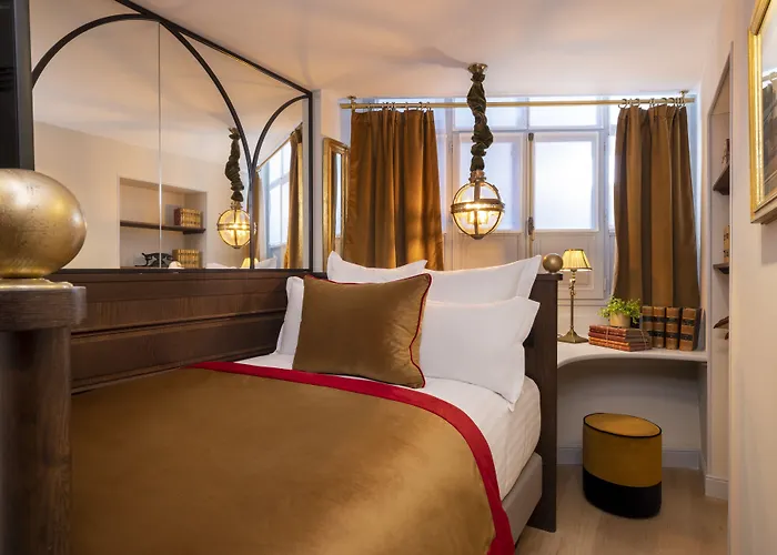 Maison Cardinal Furstemberg Paris