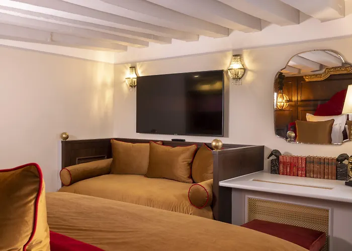 Hébergement de vacances Maison Cardinal Furstemberg Paris