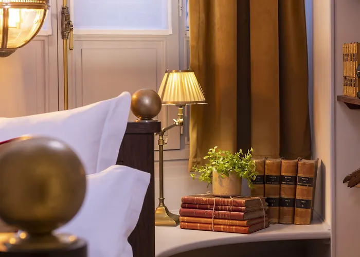 Maison Cardinal Furstemberg Paris