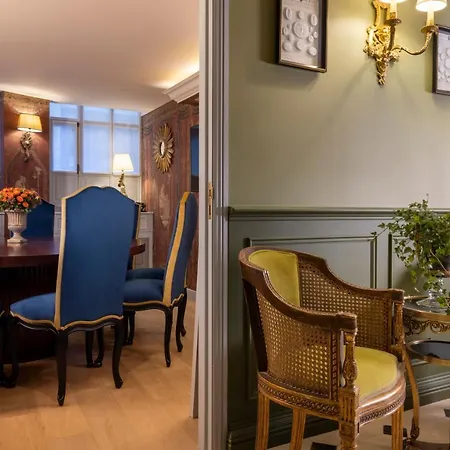 Maison Cardinal Furstemberg Paris