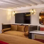 Semesterbostad Maison Cardinal Furstemberg Paris
