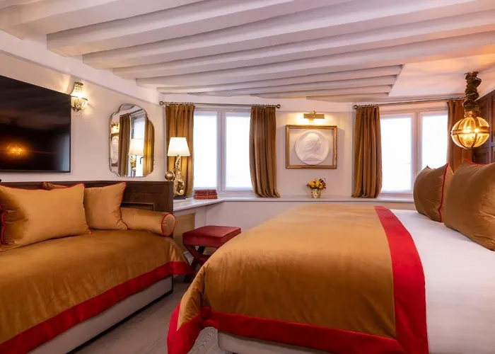 Maison Cardinal Furstemberg * Parigi