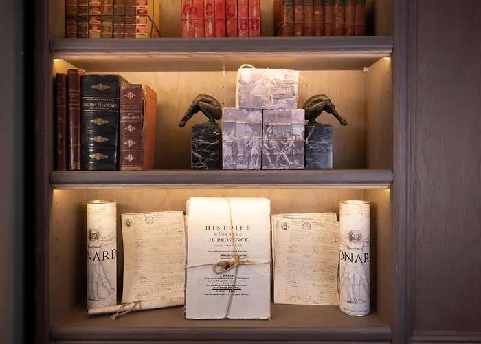 Maison Cardinal Furstemberg 別荘 パリ